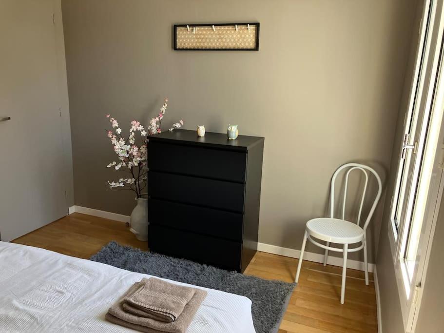 Appartement Spacieux En Centre Ville Vendôme Zewnętrze zdjęcie