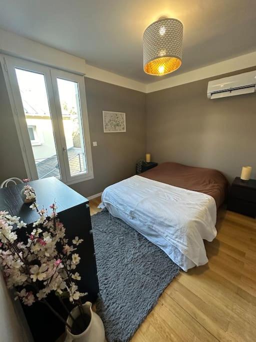 Appartement Spacieux En Centre Ville Vendôme Zewnętrze zdjęcie